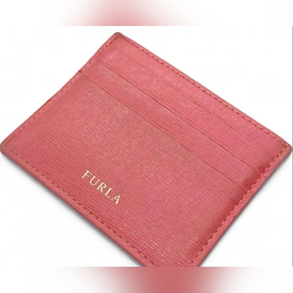 Furla Camelia Card Case In Saffiano Leathern Great Condition.